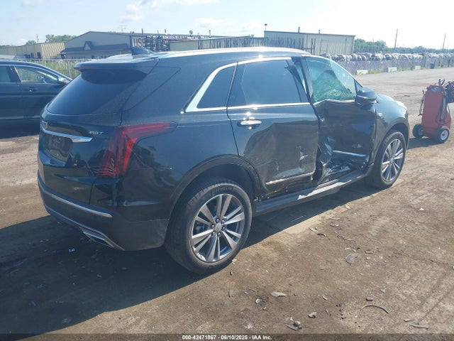 2025 CADILLAC XT5 1GYKNDR46SZ122958 Photo 3