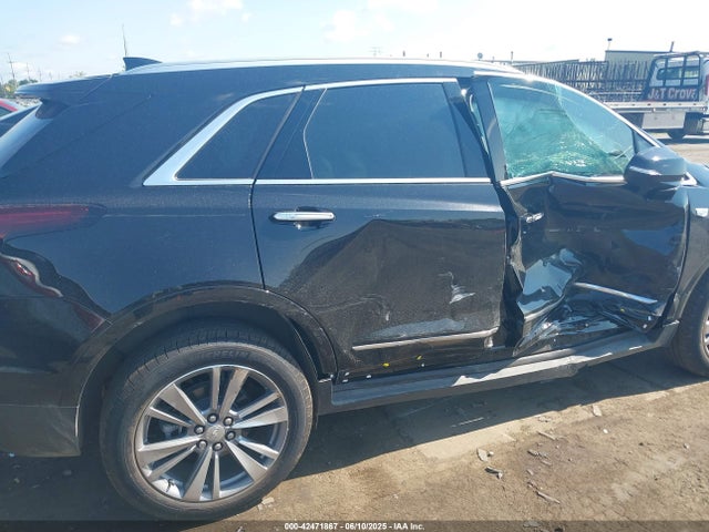 2025 CADILLAC XT5 1GYKNDR46SZ122958 Photo 5