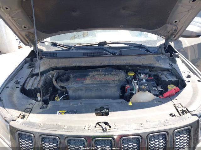 Jeep Compass 2019 3C4NJDAB0KT760803 Image 10
