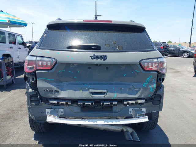 Jeep Compass 2019 3C4NJDAB0KT760803 Image 17