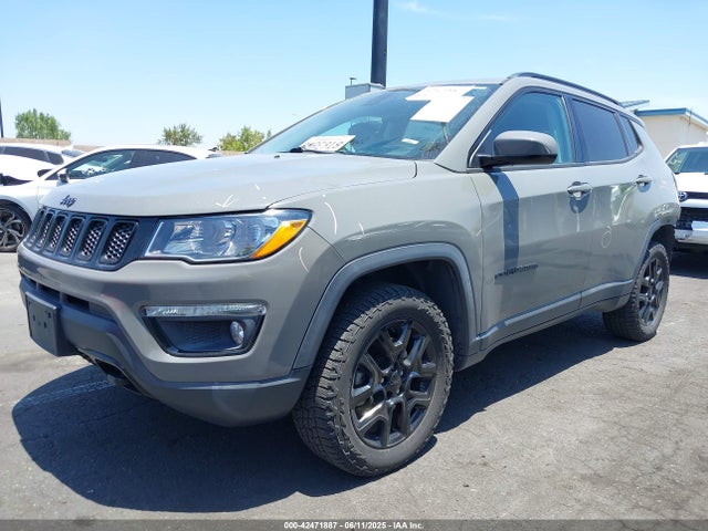 Jeep Compass 2019 3C4NJDAB0KT760803 Image 2