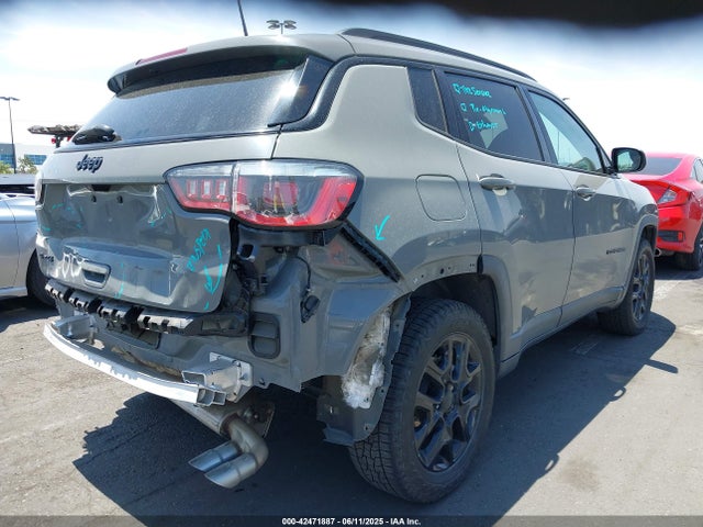 Jeep Compass 2019 3C4NJDAB0KT760803 Image 4