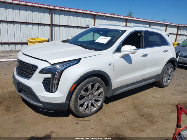 2019 CADILLAC XT4 1GYFZDR41KF154742 Photo 1