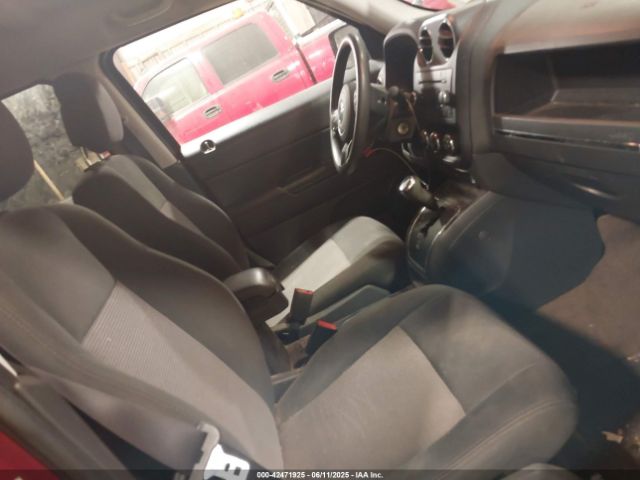 1C4NJRBB2ED870130 Jeep Patriot Sport