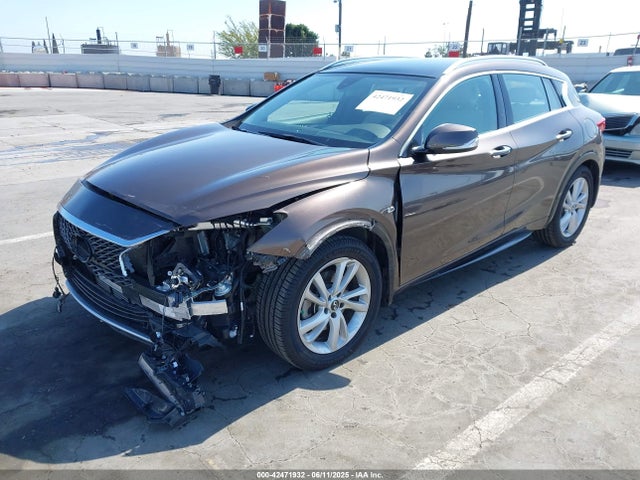 Infiniti m27020 2018 SJKCH5CP5JA054091 Image 2