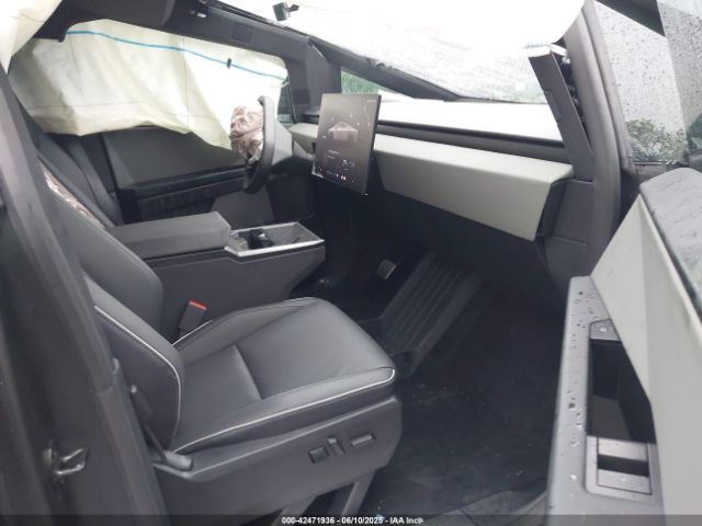2024 TESLA CYBERTRUCK 7G2CEHEDXRA043438 Photo 4