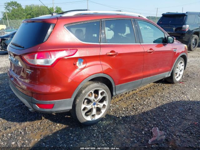 1FMCU9JX5EUB90925 Ford Escape Titanium