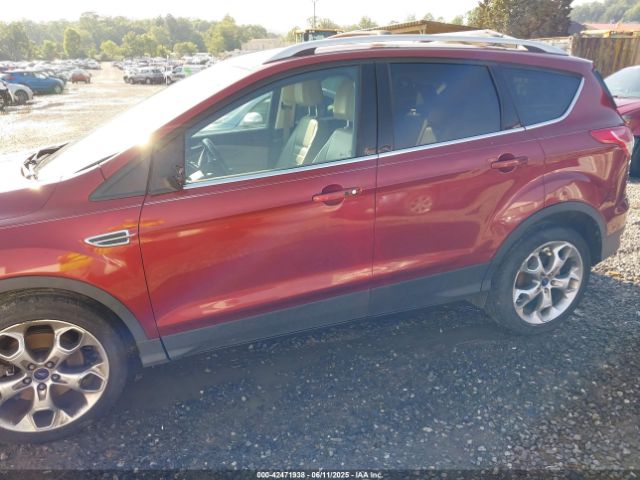 1FMCU9JX5EUB90925 Ford Escape Titanium