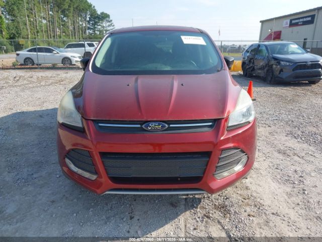 1FMCU0GX9EUE46650 Ford ESCAPE SE