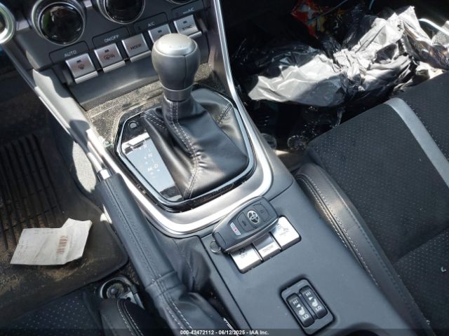 2025 TOYOTA GR86 JF1ZNBE11S8752449 Photo 10