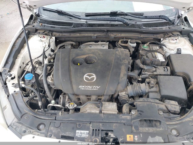 JM1BM1L73E1101014 Mazda pe
