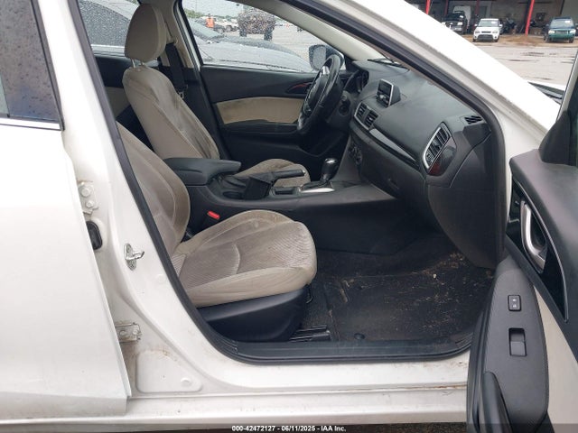 JM1BM1L73E1101014 Mazda pe