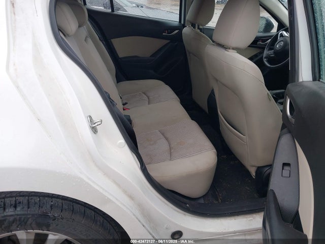 JM1BM1L73E1101014 Mazda pe