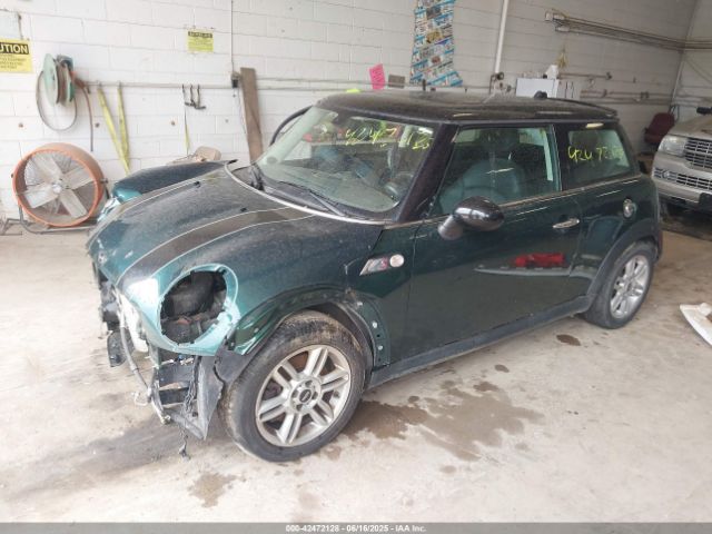 2011 MINI COOPER S WMWSV3C59BTY12169 Photo 1