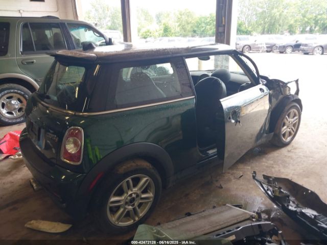 2011 MINI COOPER S WMWSV3C59BTY12169 Photo 3