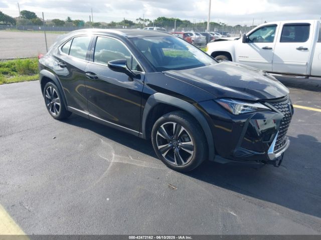 2021 LEXUS UX 200 JTHP3JBH3M2032884