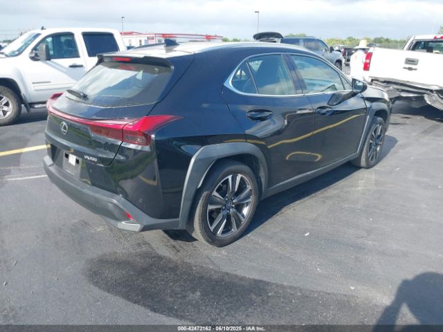 2021 LEXUS UX 200 JTHP3JBH3M2032884 Photo 3