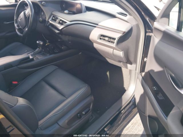 2021 LEXUS UX 200 JTHP3JBH3M2032884 Photo 4