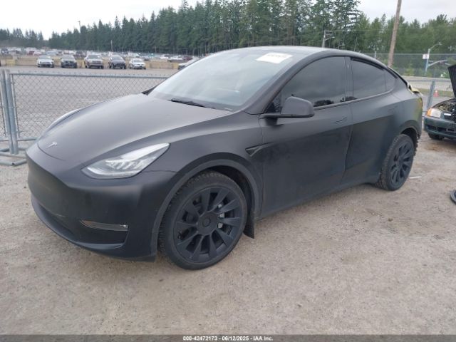 2022 TESLA MODEL Y 7SAYGAEE0NF492761 Photo 1