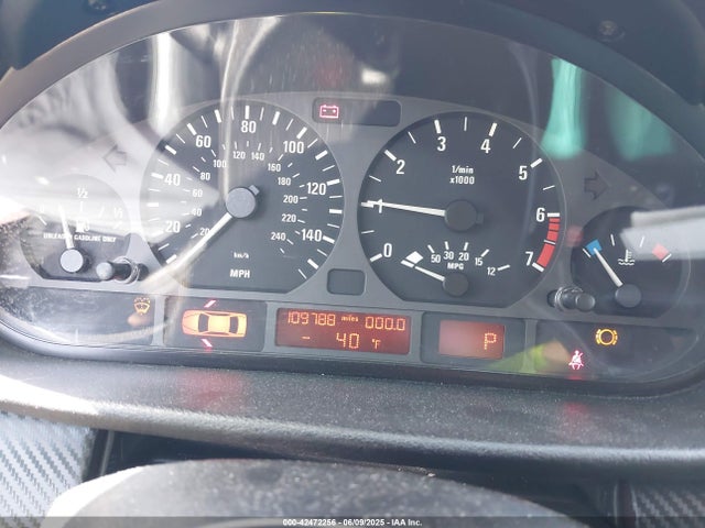 2002 Bmw 325i მანქანა იყიდება აუქციონზე, vin: WBAEV33492KL69077, აუქციონის ნომერი: 42472256