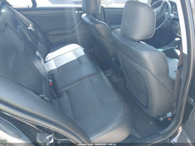 2002 Bmw 325i მანქანა იყიდება აუქციონზე, vin: WBAEV33492KL69077, აუქციონის ნომერი: 42472256