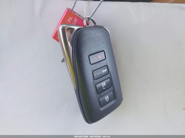 Lexus 2017 2017 2T2ZZMCA4HC047053 Image 11