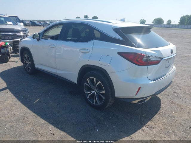 Lexus 2017 2017 2T2ZZMCA4HC047053 Image 3