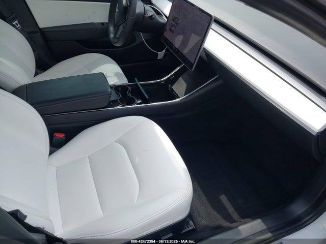 2020 TESLA MODEL 3 5YJ3E1EA6LF635008 Photo 4