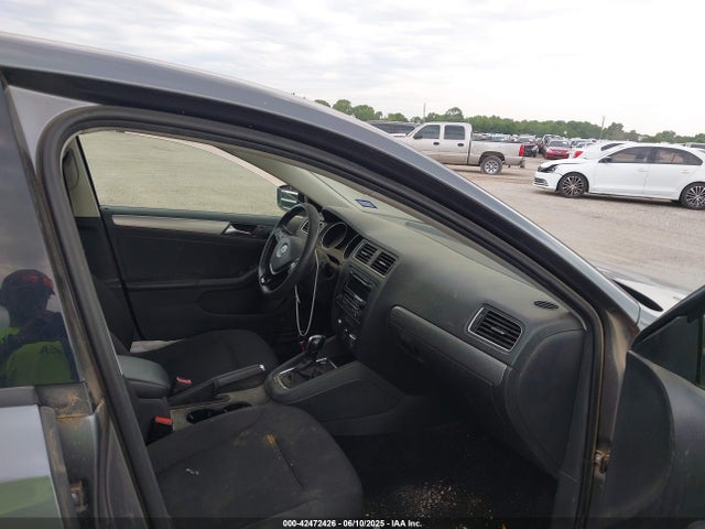 3VWD17AJ7FM294448 Volkswagen Jetta 1.8t Se