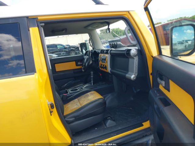 2007 TOYOTA FJ CRUISER JTEZU11F770009563 Photo 4