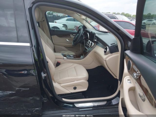 2019 MERCEDES-BENZ GLC 300 WDC0G4JB6KV185786 Photo 4