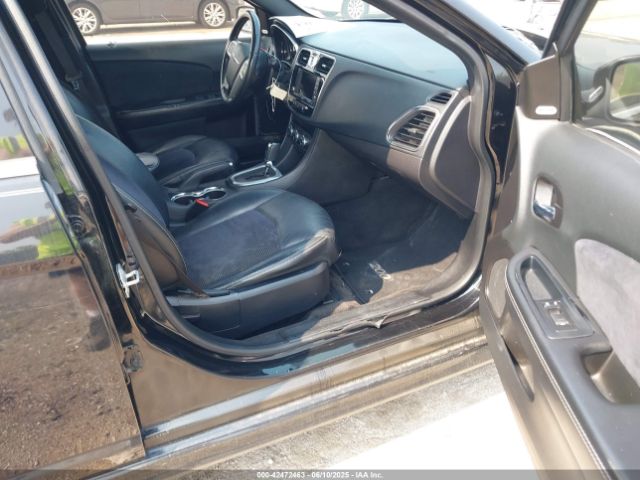 2014 CHRYSLER 200 1C3CCBCG7EN186773 Photo 4