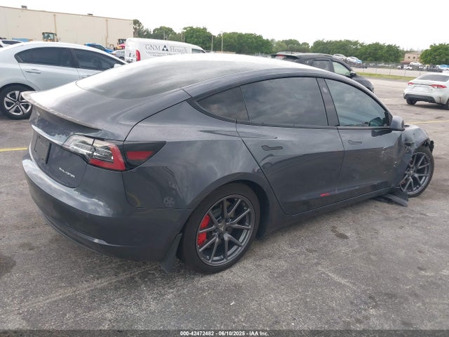 Tesla MODEL 3 2022 5YJ3E1EB8NF247242 Image 4