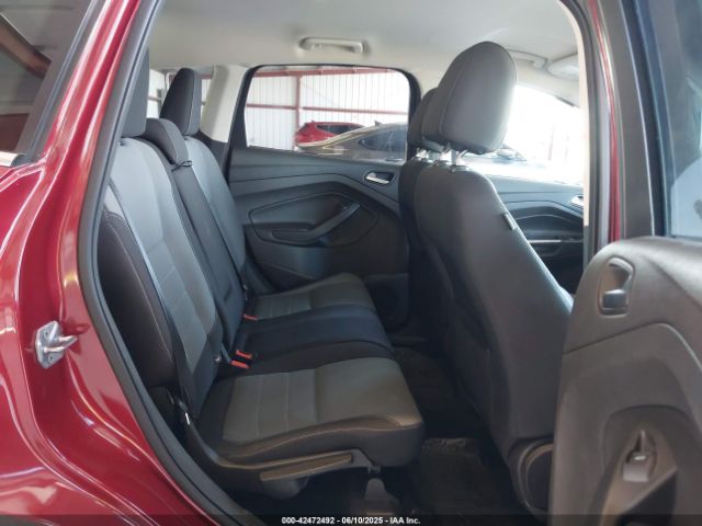 1FMCU0GX0GUC60403 Ford ESCAPE SE