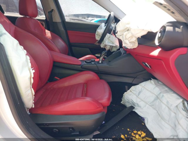 2019 ALFA ROMEO GIULIA ZARFAMBN8K7605343 Photo 4