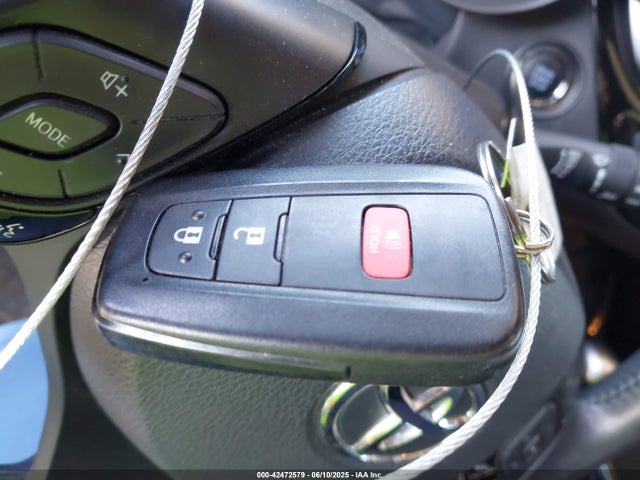 JTNKHMBX3M1125816 Toyota 3zr-fae