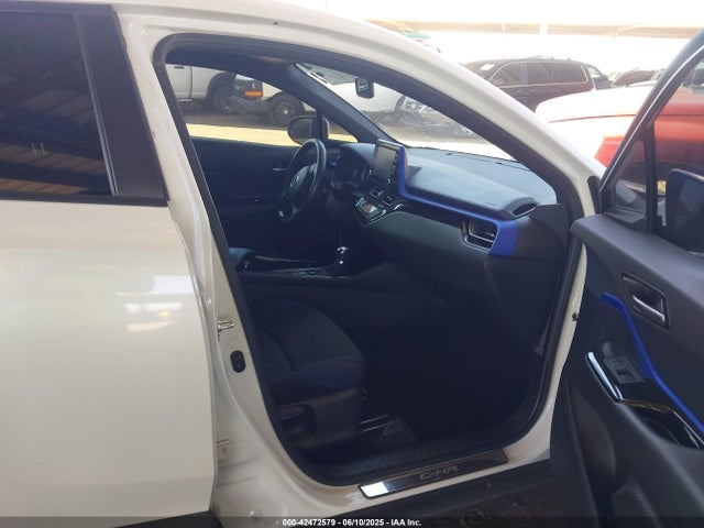 JTNKHMBX3M1125816 Toyota 3zr-fae