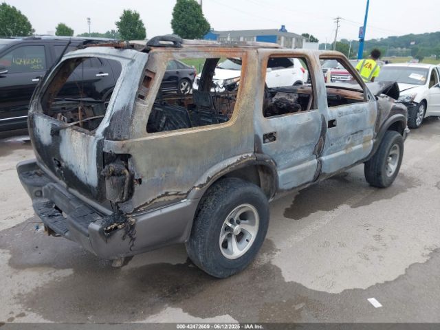 2000 CHEVROLET BLAZER 1GNDT13W5Y2100956 Photo 3