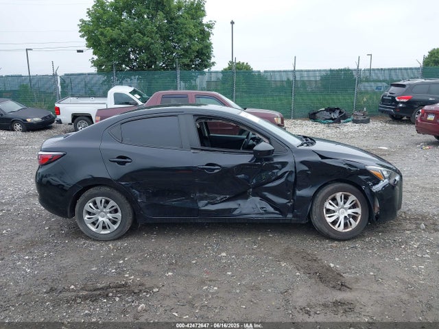 3MYDLBYV5KY520984 Toyota p5v