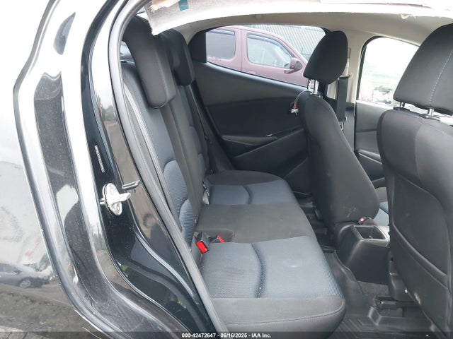 3MYDLBYV5KY520984 Toyota p5v