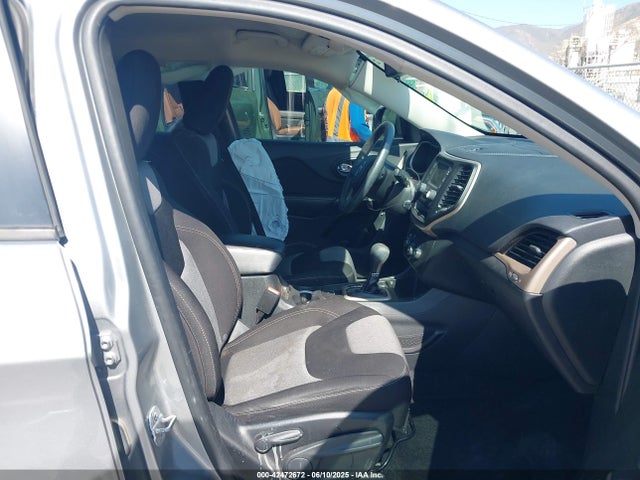 1C4PJLAB0EW182803 Jeep Cherokee