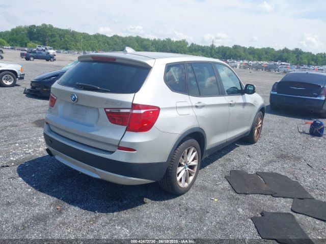2013 BMW X3 5UXWX9C57D0D01258 Photo 3