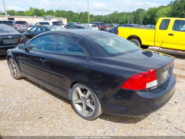 2011 VOLVO C70 YV1672MC3BJ117889 Photo 2