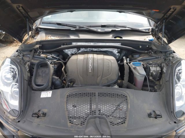 2018 PORSCHE MACAN WP1AA2A52JLB23840 Photo 9