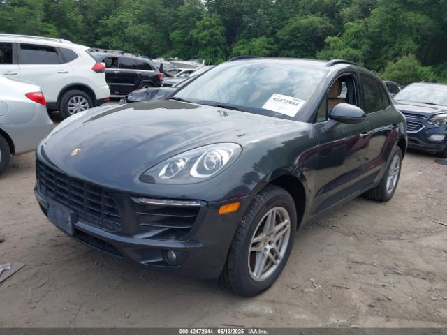 2018 PORSCHE MACAN WP1AA2A52JLB23840 Photo 1