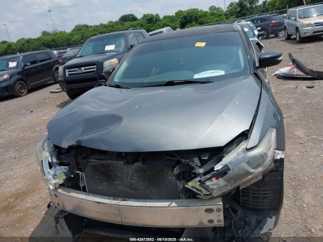 1N4AA6AP5JC382032 Nissan 2018