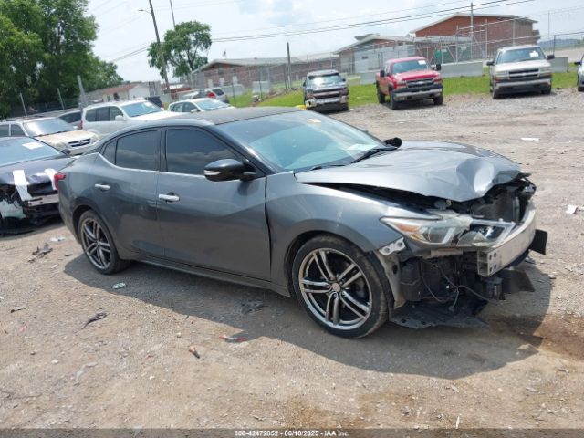 1N4AA6AP5JC382032 Nissan 2018