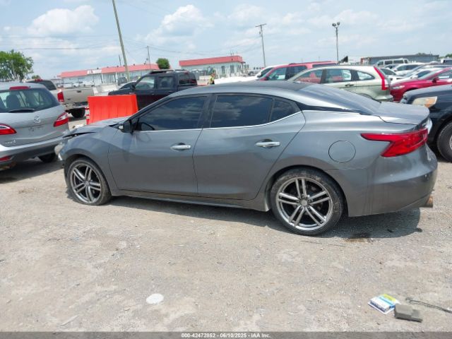 1N4AA6AP5JC382032 Nissan 2018