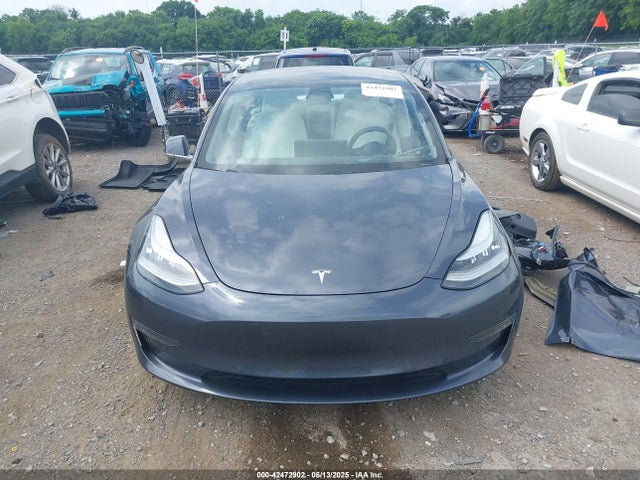 5YJ3E1EA7KF529830 Tesla MODEL 3