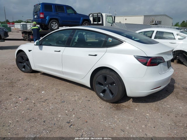 2023 TESLA MODEL 3 5YJ3E1EA6PF611605 Photo 2